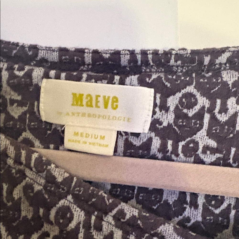 Maeve Brown & Gray Patterned Sleeveless Shell with Neck Bow/Knot - Picture 2 of 4